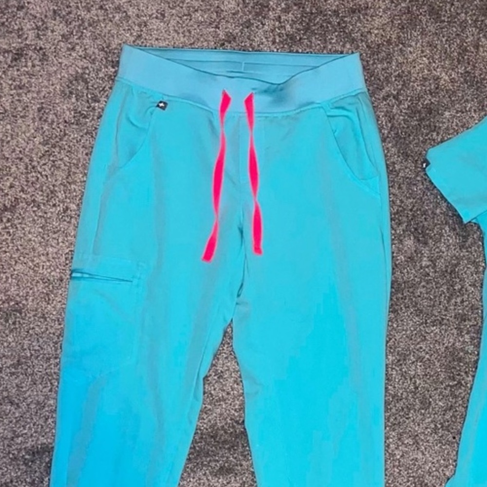 Neon blue figs pants